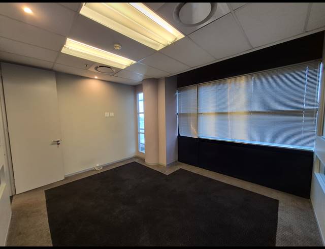 248M² OFFICE TO LET IN SANDTON CENTRAL